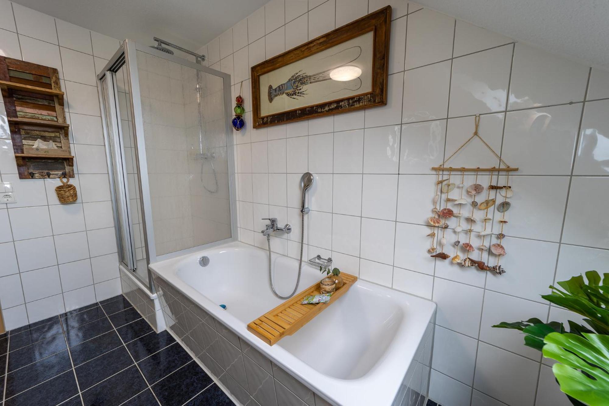 Schlossberg-Domizil Mit Weitblick - Arbeitsplatz, Balkon, Netflix, Badewanne & Yogamatte Хемніц Екстер'єр фото